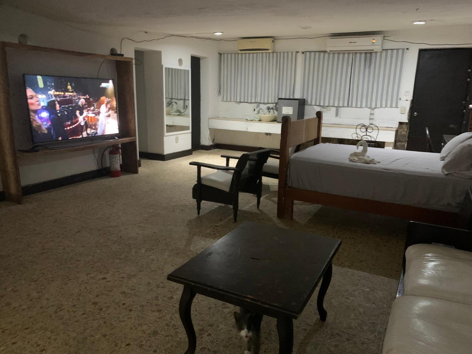 Donde Mira El Sol, Promo Primavera Hasta 50 Por Ciento (Adults Only) Acapulco Kültér fotó